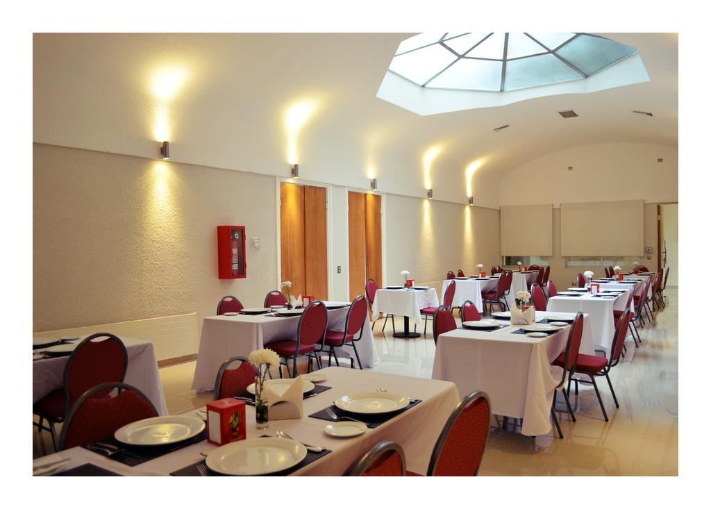 Hotel Plaza Cienfuegos 탈카 외부 사진